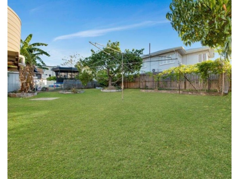 1 View Street, West Gladstone QLD 4680