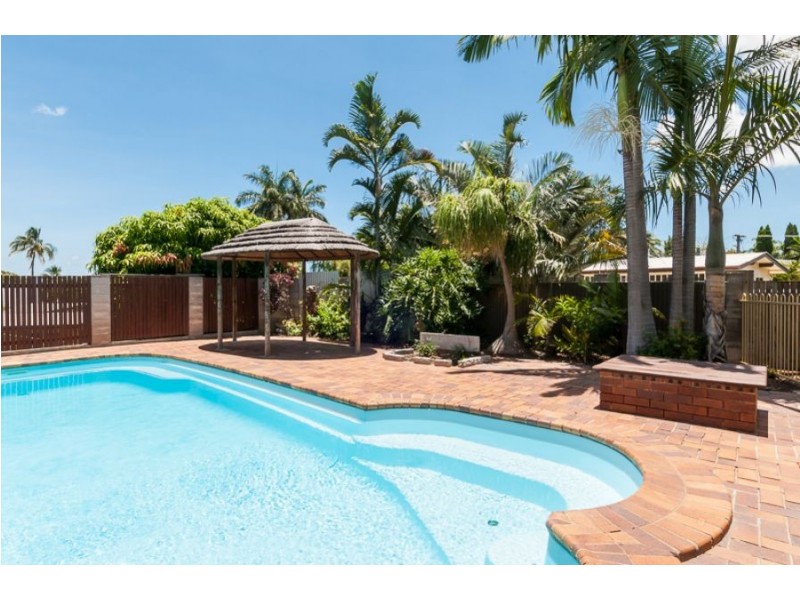11 Wistari Street, Clinton QLD 4680