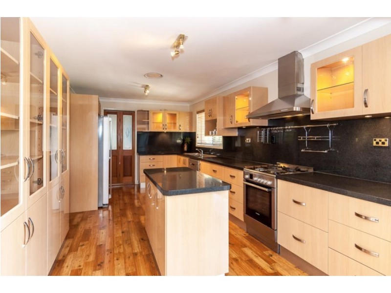 11 Wistari Street, Clinton QLD 4680