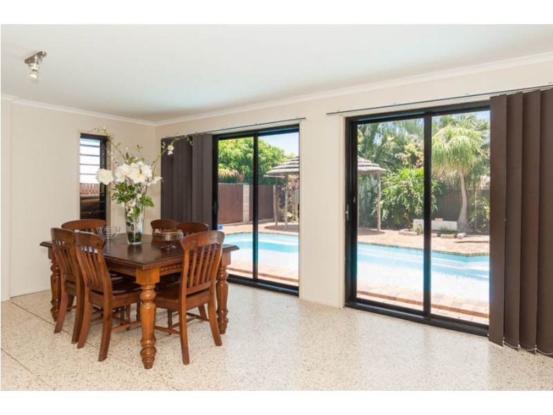 11 Wistari Street, Clinton QLD 4680