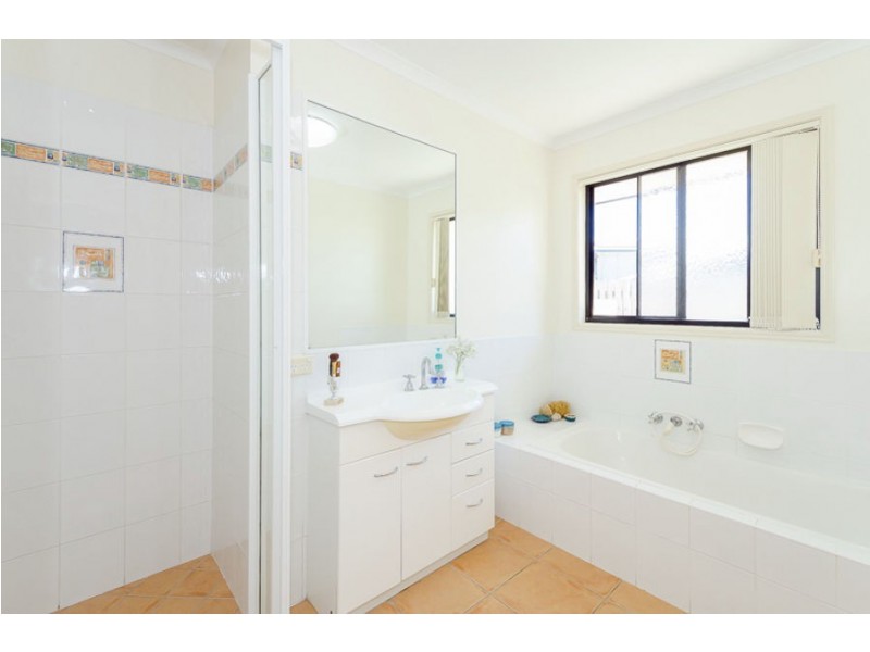 14 Schooner Street, Tannum Sands QLD 4680