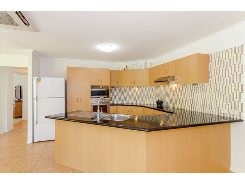 14 Schooner Street, Tannum Sands QLD 4680