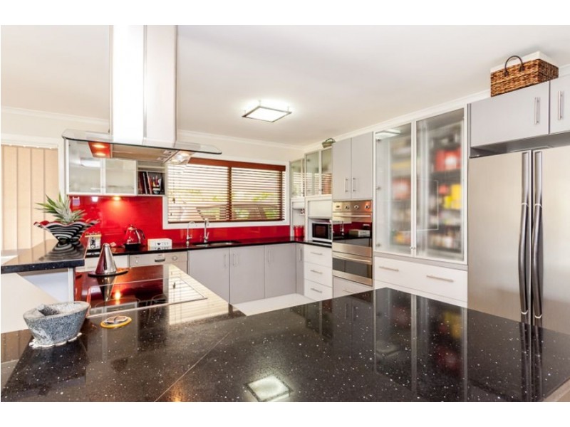 91 Wyndham Ave, Boyne Island QLD 4680