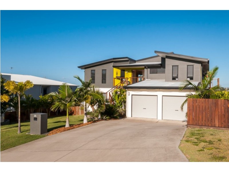 35 Lighthouse Drive, Boyne Island QLD 4680