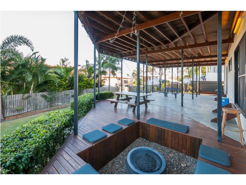 35 Lighthouse Drive, Boyne Island QLD 4680