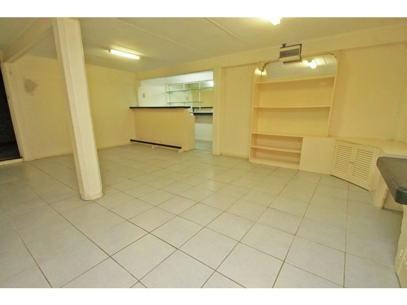 1 Steed Street, West Gladstone QLD 4680