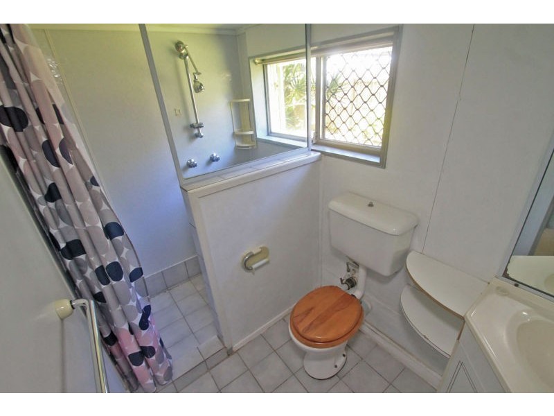1 Steed Street, West Gladstone QLD 4680