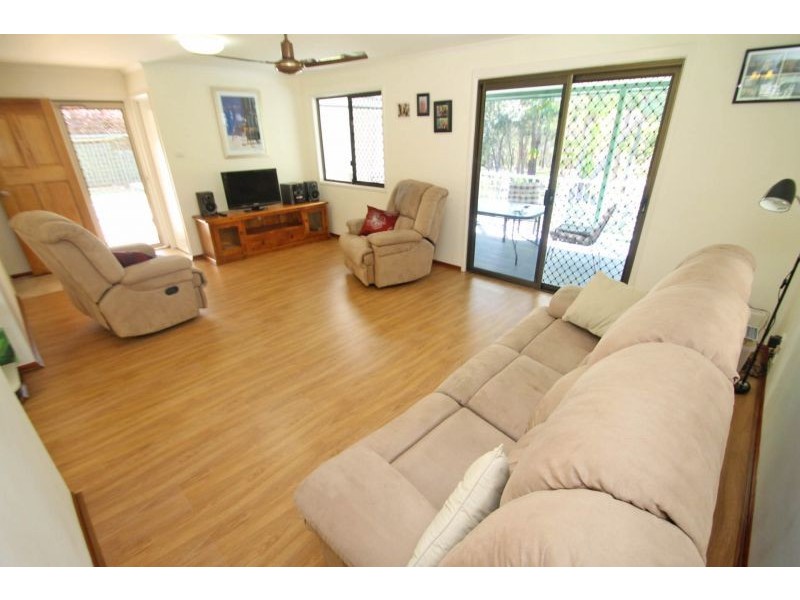 16 Camille Street, Clinton QLD 4680