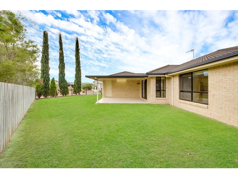 8 Jordana Court, New Auckland QLD 4680