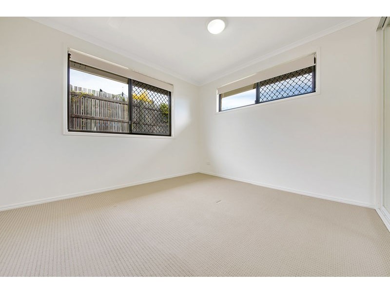 8 Jordana Court, New Auckland QLD 4680