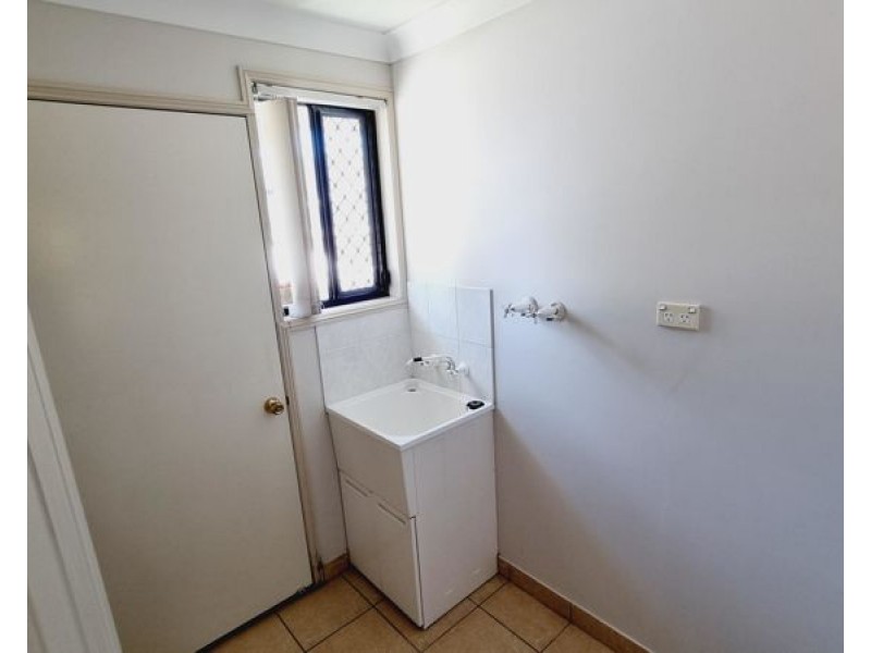 1/50 Auckland Street, Gladstone QLD 4680