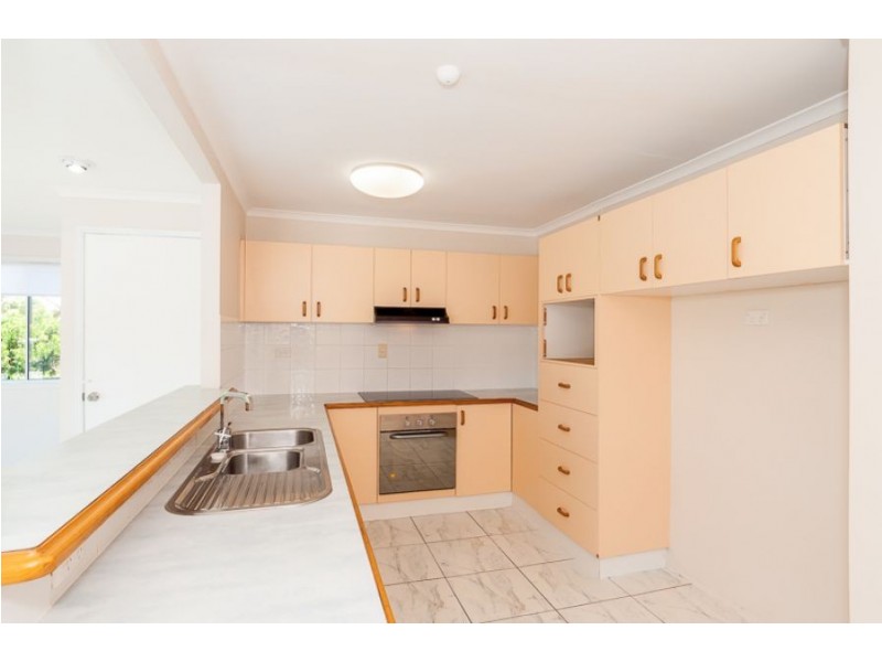 10 Polmaise Street, Boyne Island QLD 4680