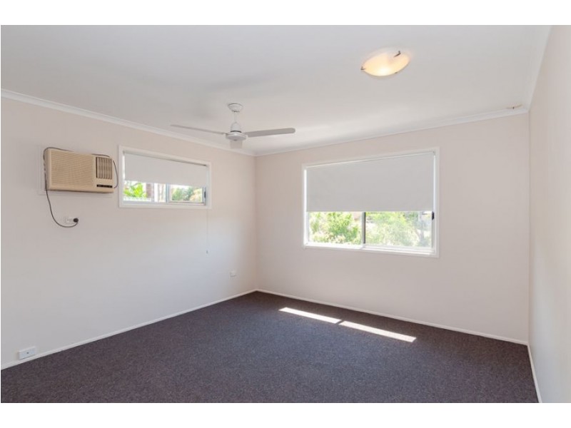 10 Polmaise Street, Boyne Island QLD 4680