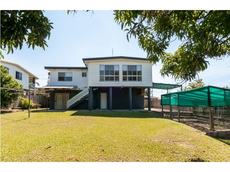 10 Polmaise Street, Boyne Island QLD 4680