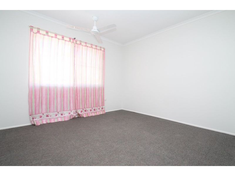 6 Saturn Crescent, Telina QLD 4680