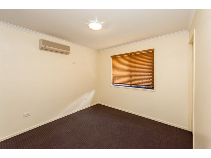 42 Ann Street, South Gladstone QLD 4680