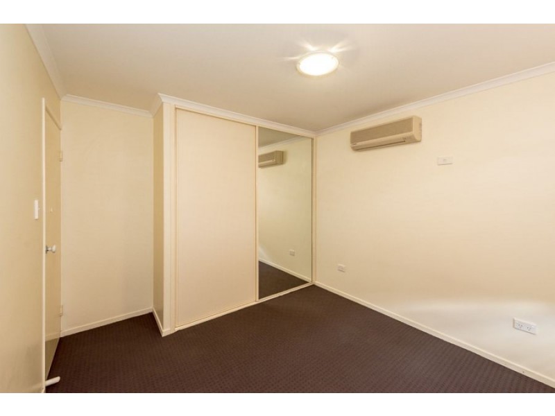 42 Ann Street, South Gladstone QLD 4680