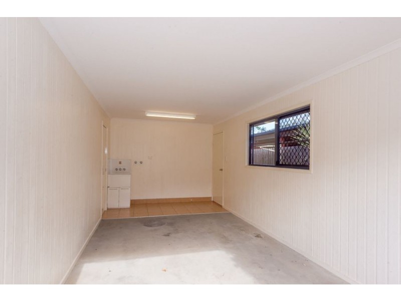 42 Ann Street, South Gladstone QLD 4680