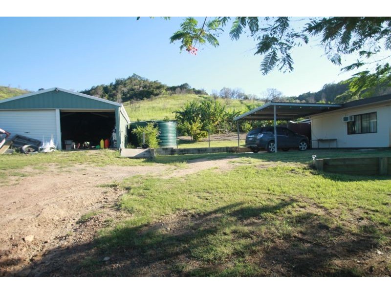 227 Spring Valley Road, West Stowe QLD 4680