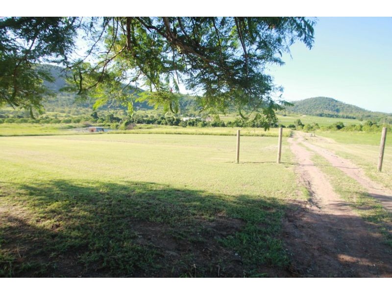 227 Spring Valley Road, West Stowe QLD 4680