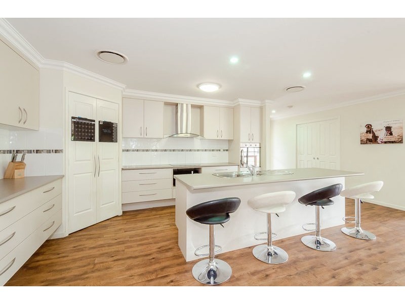 110 Col Brown Avenue, Clinton QLD 4680
