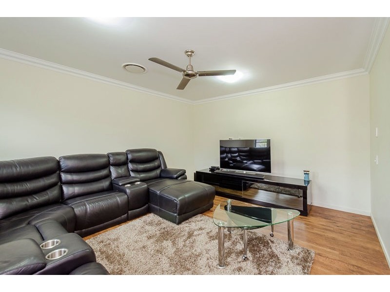 110 Col Brown Avenue, Clinton QLD 4680