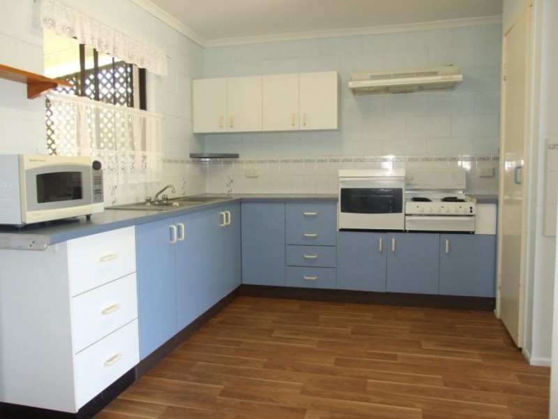 13 Richmond Court, Boyne Island QLD 4680