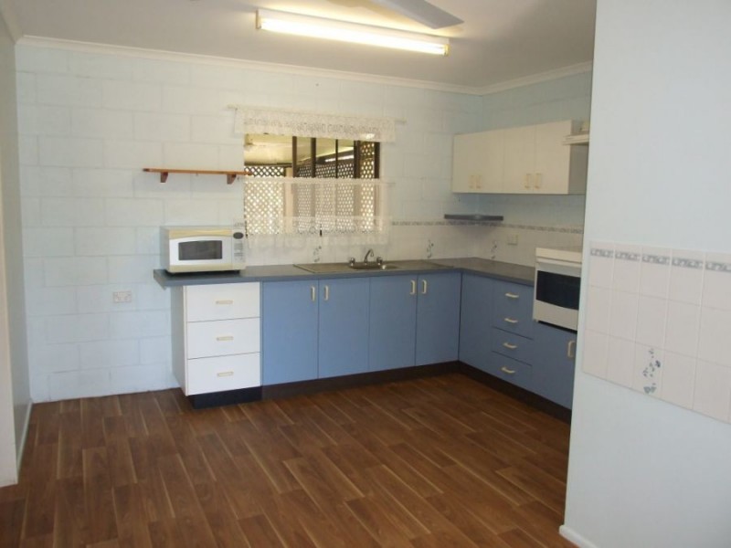 13 Richmond Court, Boyne Island QLD 4680