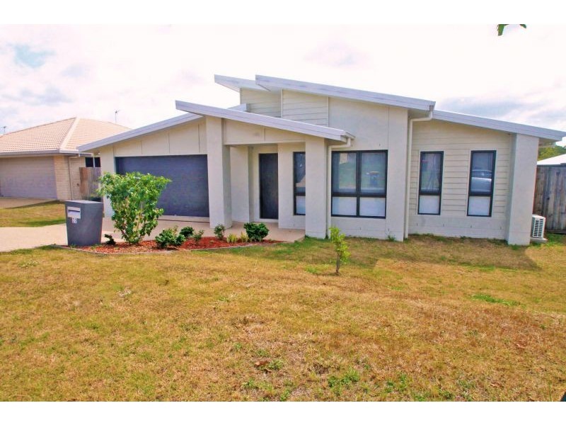 32 Bottlebrush Drive, Kirkwood QLD 4680