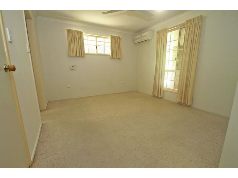 3 Lagoon Court, Clinton QLD 4680