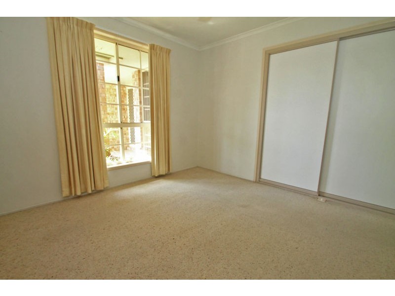 3 Lagoon Court, Clinton QLD 4680