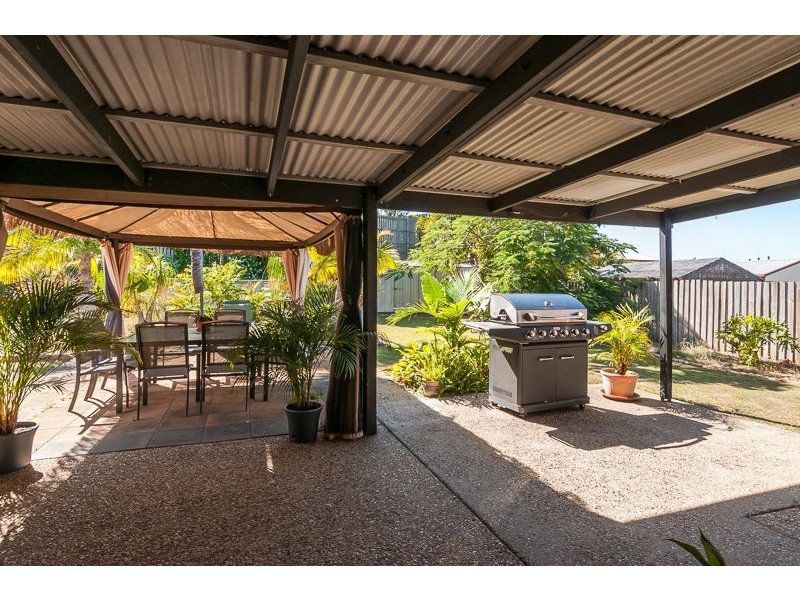 10 WALKER STREET, Clinton QLD 4680