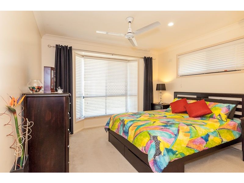 10 WALKER STREET, Clinton QLD 4680
