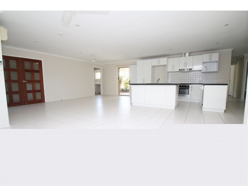 6 DAYDREAM DRIVE, Clinton QLD 4680