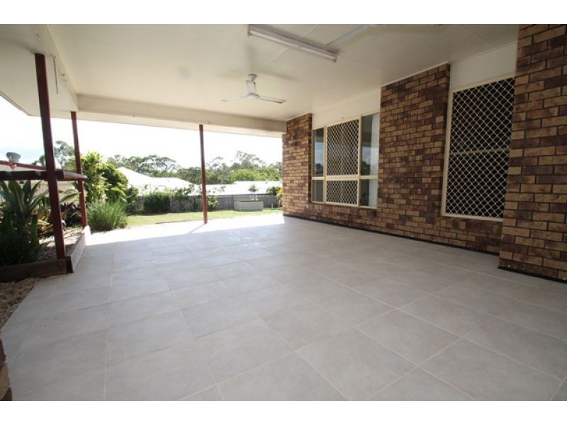 6 DAYDREAM DRIVE, Clinton QLD 4680