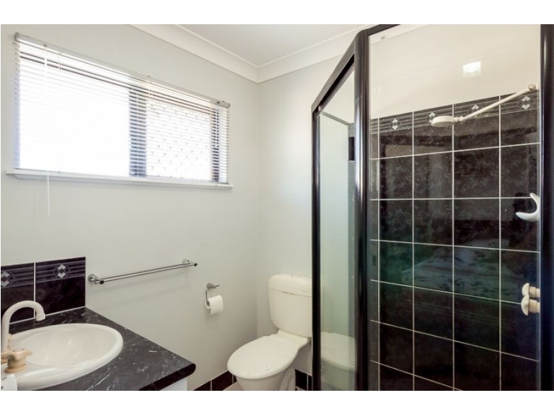 83 Emmadale Drive, New Auckland QLD 4680