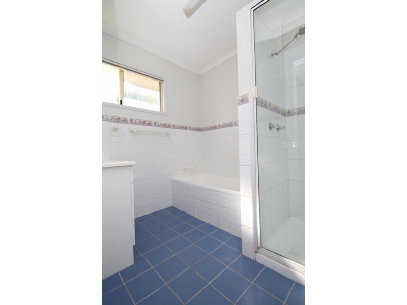 23 Pershouse Street, Barney Point QLD 4680
