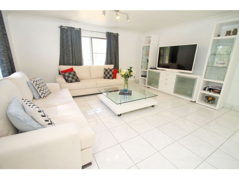 14 Saggitarius Street, River Ranch QLD 4680