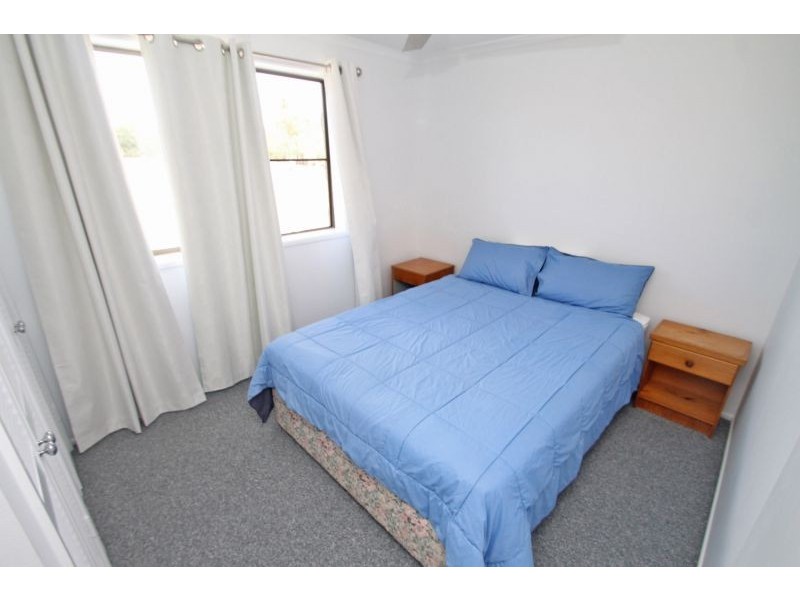 14 Saggitarius Street, River Ranch QLD 4680