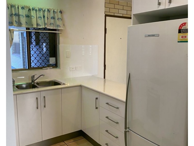 6/20 Barney Street, Barney Point QLD 4680