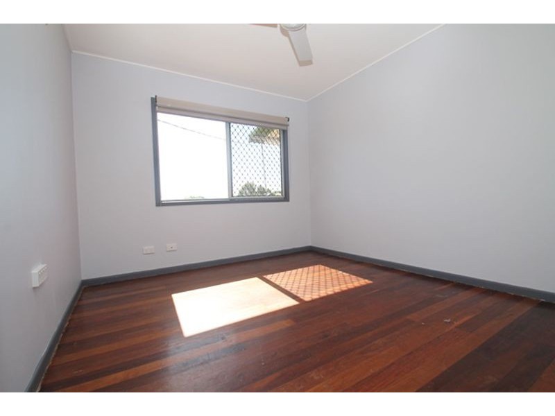 25 Watt Street, West Gladstone QLD 4680