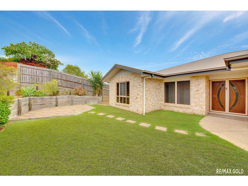 16 Wyara Close, Clinton QLD 4680