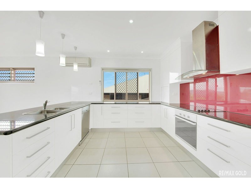 16 Wyara Close, Clinton QLD 4680