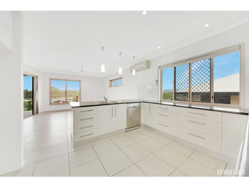 16 Wyara Close, Clinton QLD 4680