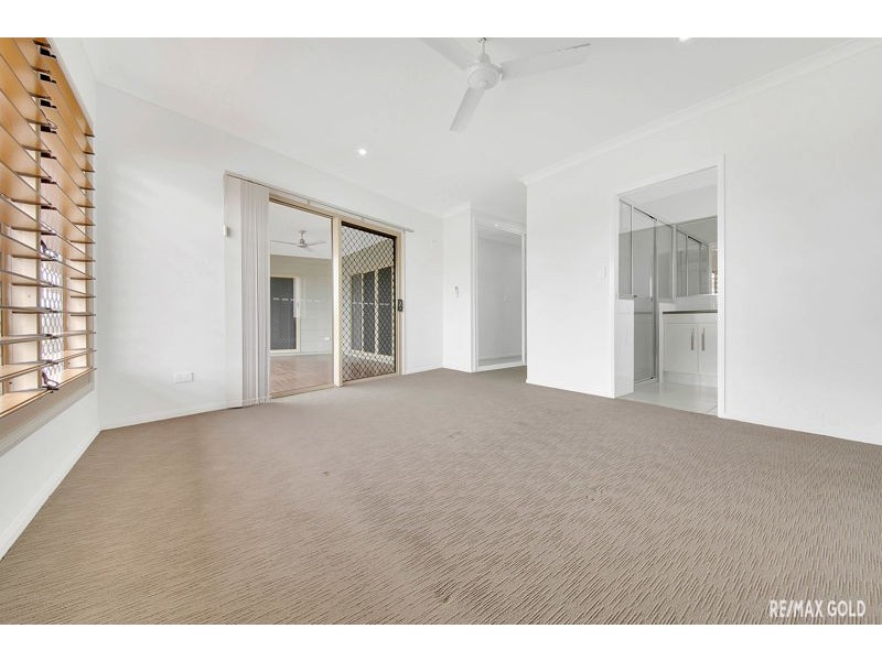16 Wyara Close, Clinton QLD 4680