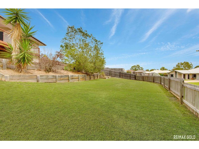 16 Wyara Close, Clinton QLD 4680
