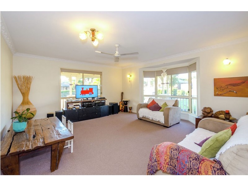 43 Geoffrey Thomas Drive, Tannum Sands QLD 4680