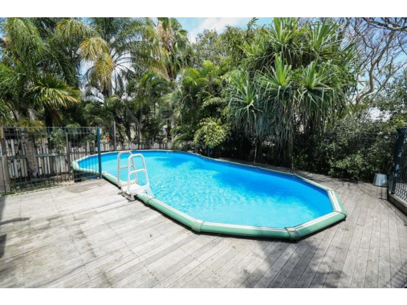 5 Ailsa Street, West Gladstone QLD 4680