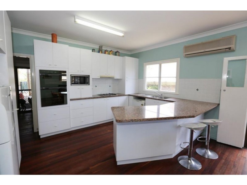 5 Ailsa Street, West Gladstone QLD 4680