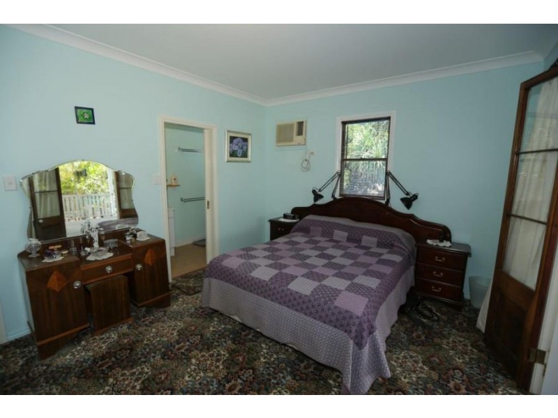 5 Ailsa Street, West Gladstone QLD 4680